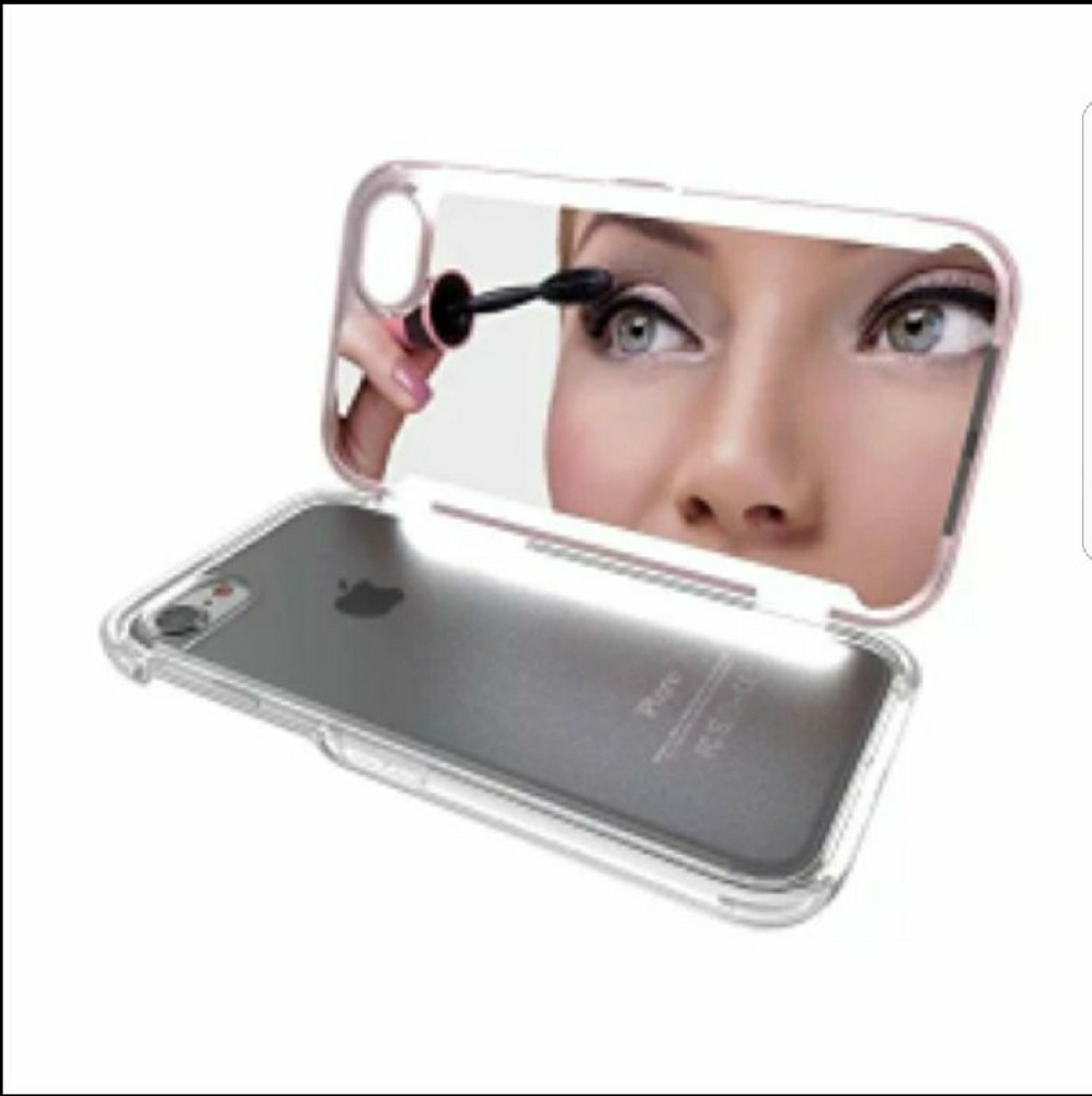 Iphone case with mirror and lights in rosegold and